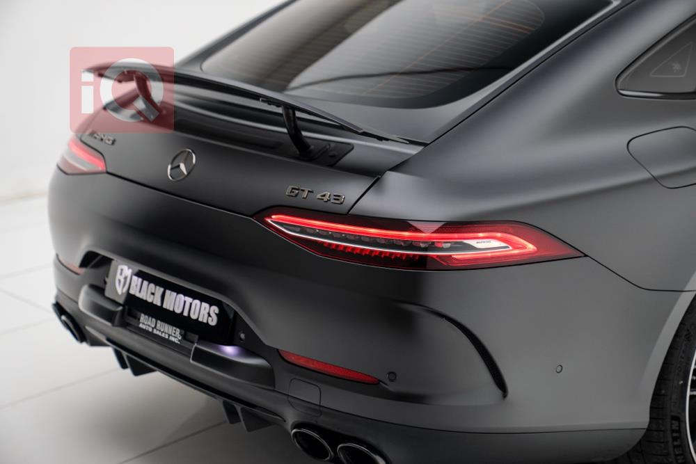 مرسيدس بنز اي ام جي جي تي 4 دور كوبيه